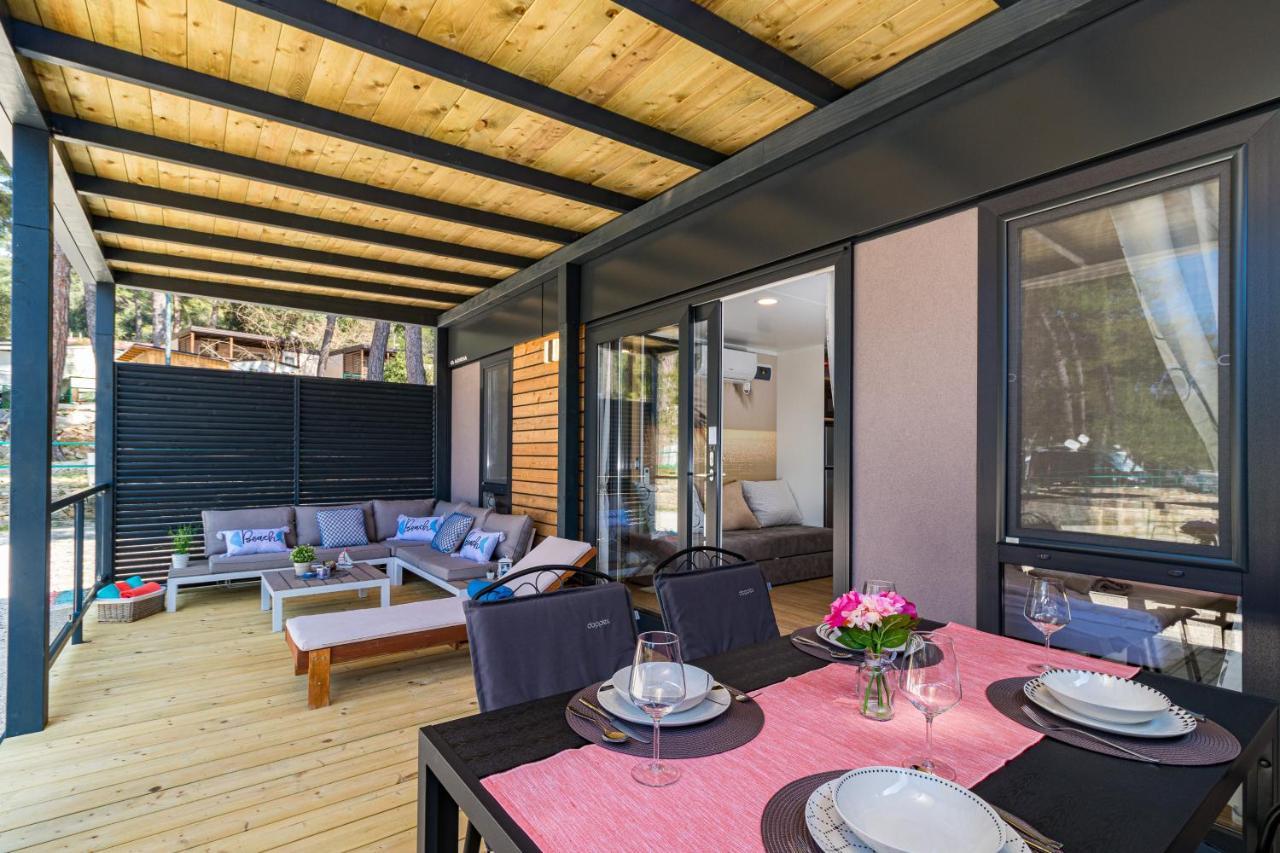 Hemy Casa - Lux Mobile Homes Ровинь Экстерьер фото